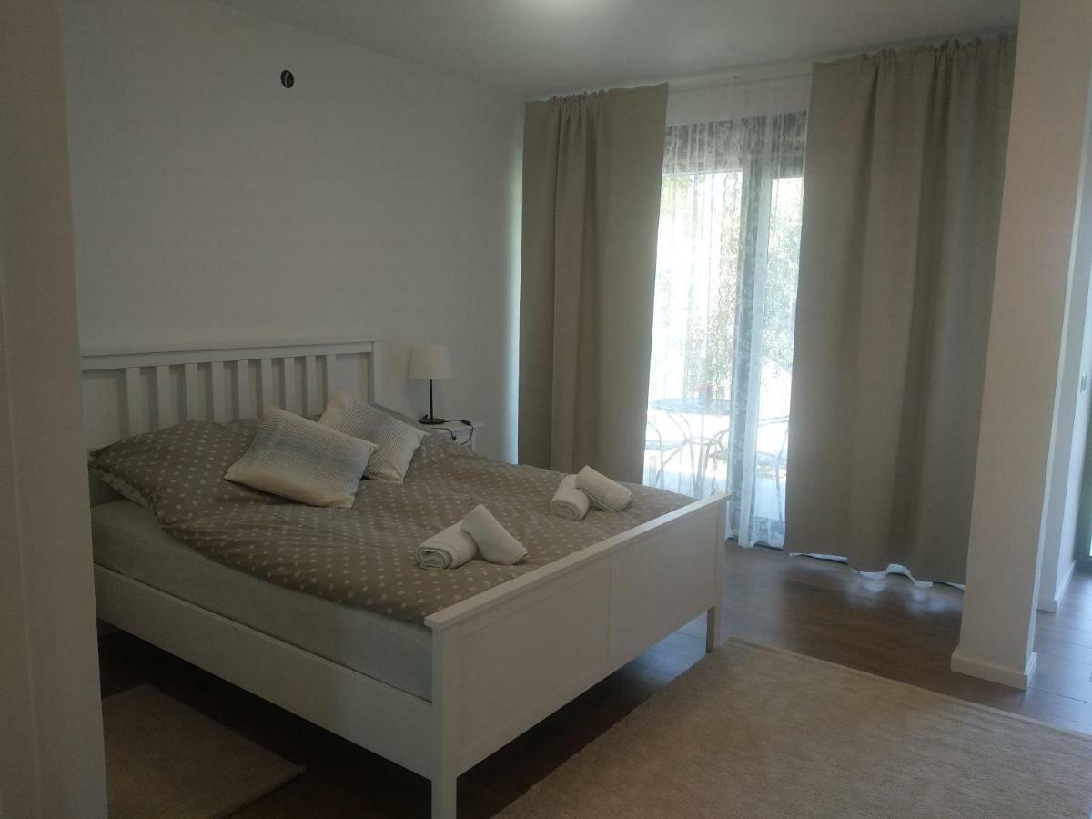 Hotel App Neno à Murine Extérieur photo